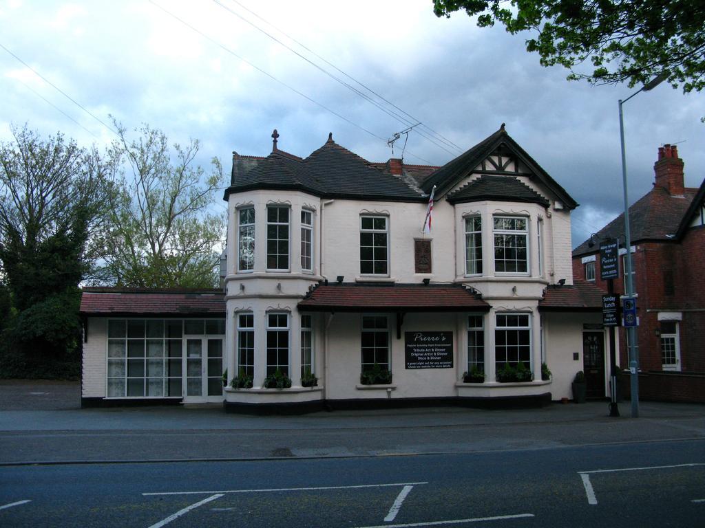 Abbey Grange Hotel Nuneaton Exterior foto